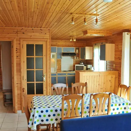 בקתה Chalet Venus 1 לה רושה - אן - ארדן